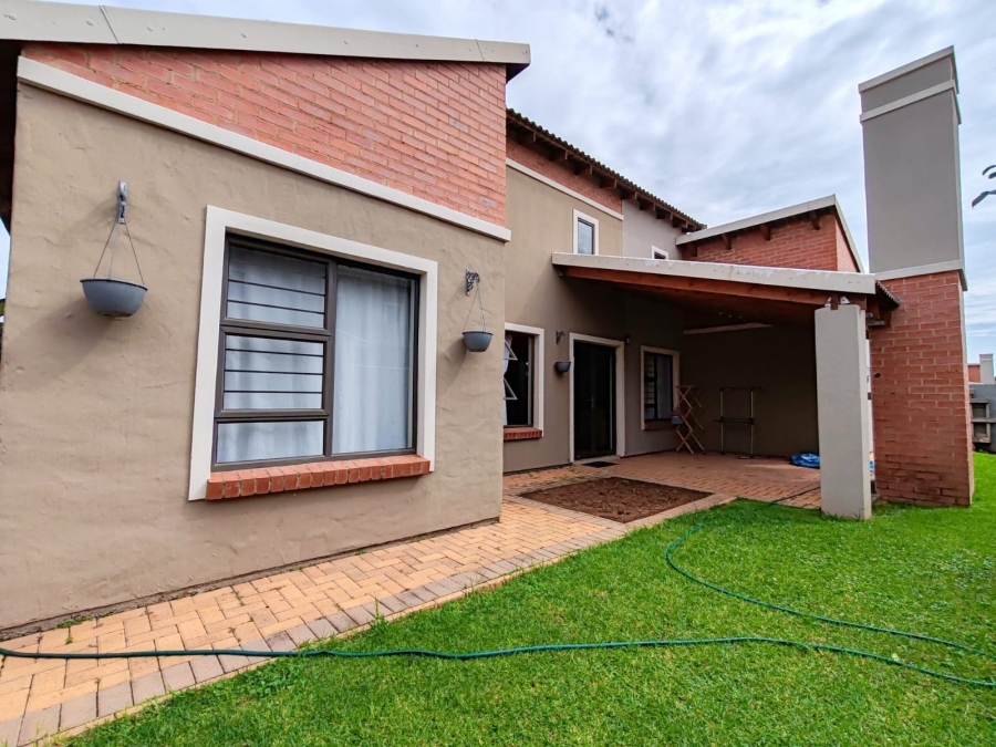 4 Bedroom Property for Sale in Grimbeeck Park North West